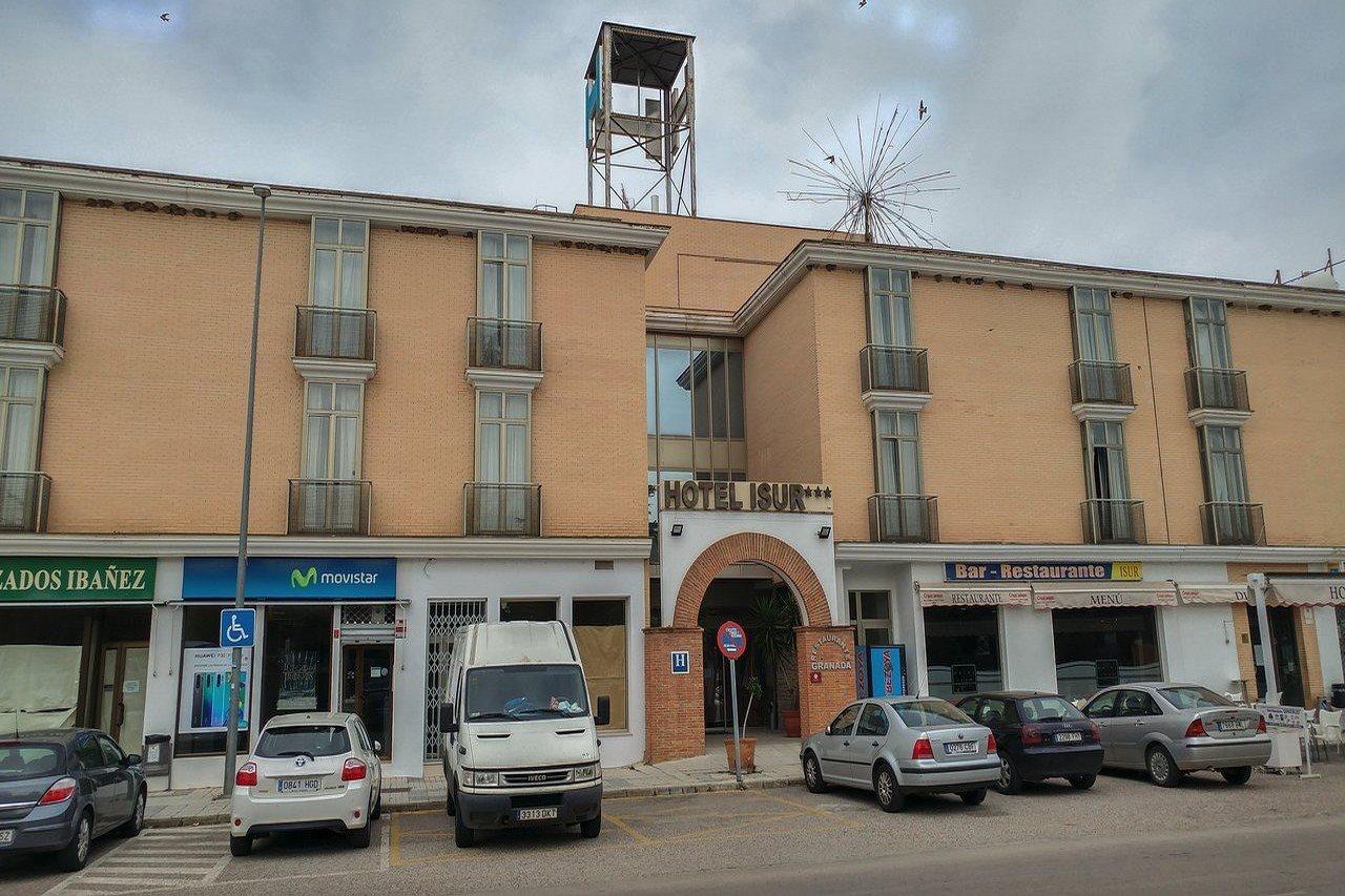 Hotel Isur Llerena Kültér fotó