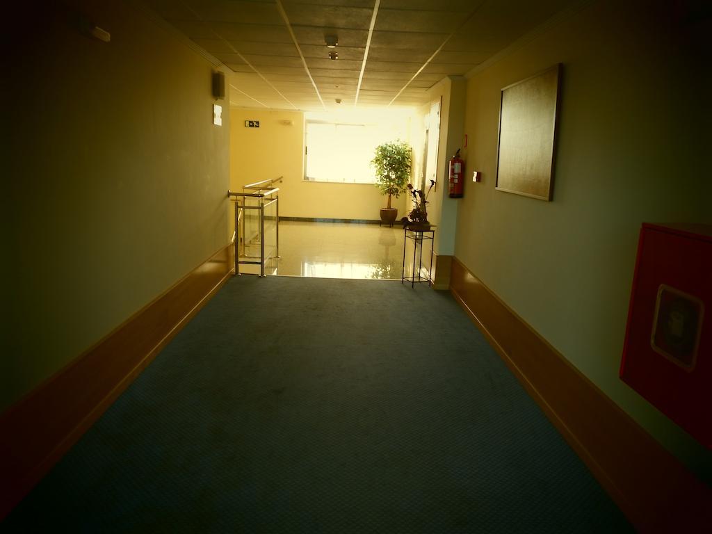Hotel Isur Llerena Kültér fotó