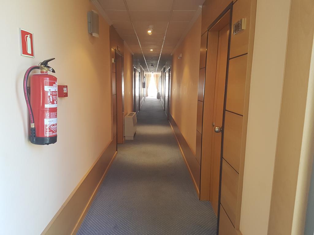 Hotel Isur Llerena Kültér fotó